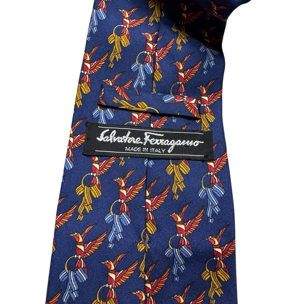 🕊️ Salvatore Ferragamo Silk Tie 🪶 Navy Blue Bird Print Luxury Designer Necktie - Picture 4 of 4